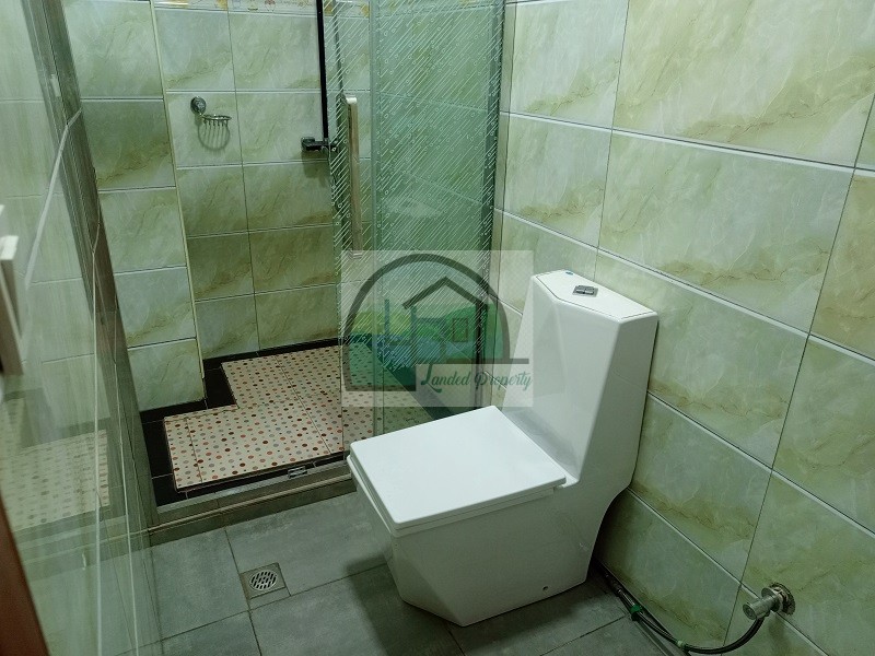 13.bathroom