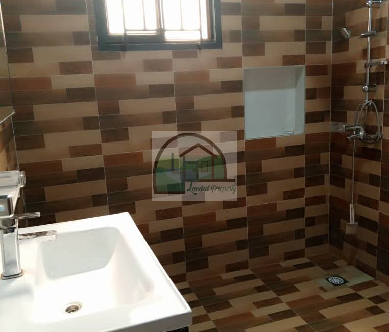 7bathroom