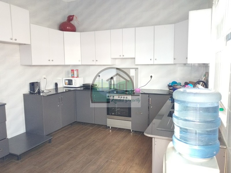 15.-Kitchen-space