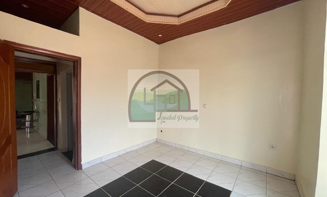 8bedroom-2