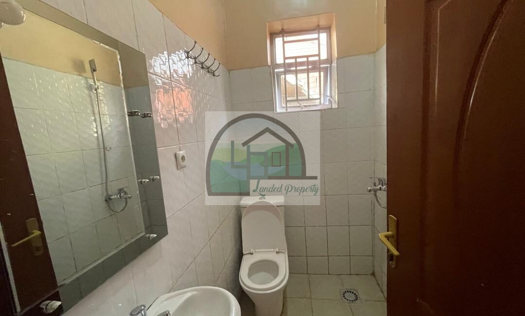 9bathroom