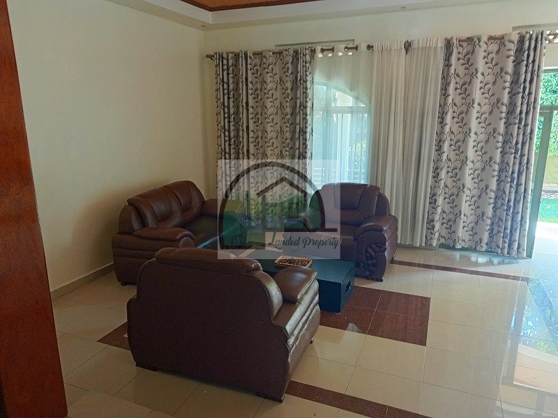 5sitting-area