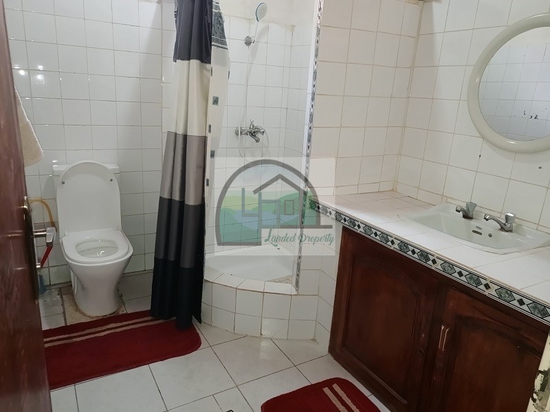17bathroom