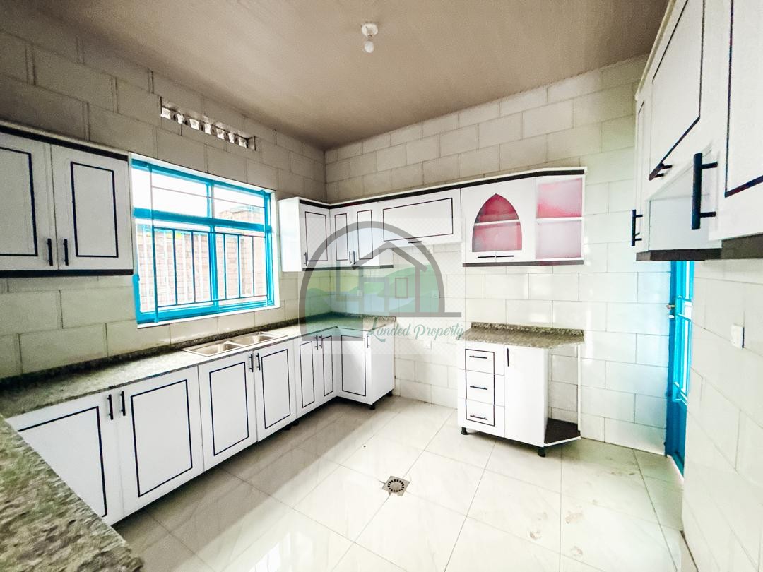 8kitchen