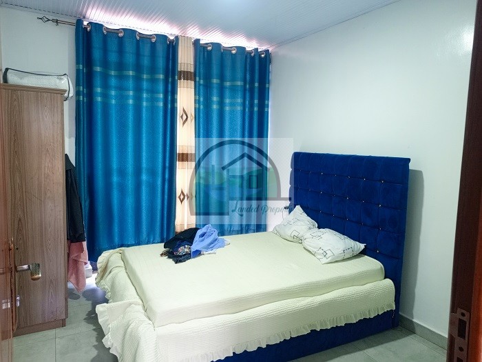 8bedroom-1