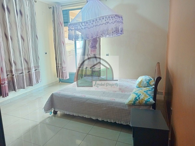 8bedroom