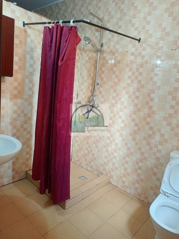 9bathroom